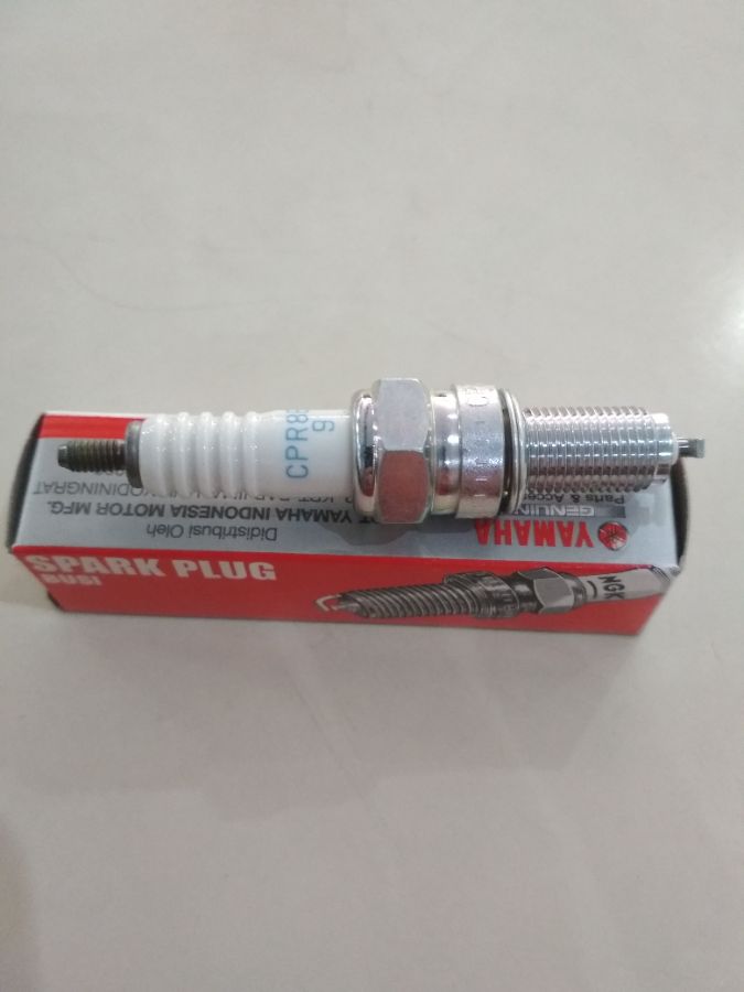Busi NGK CPR8EA-9 YGP