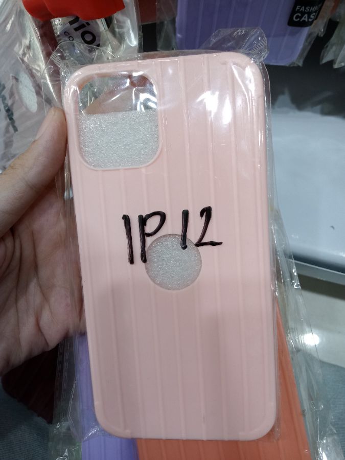 Macaron iPhone 12