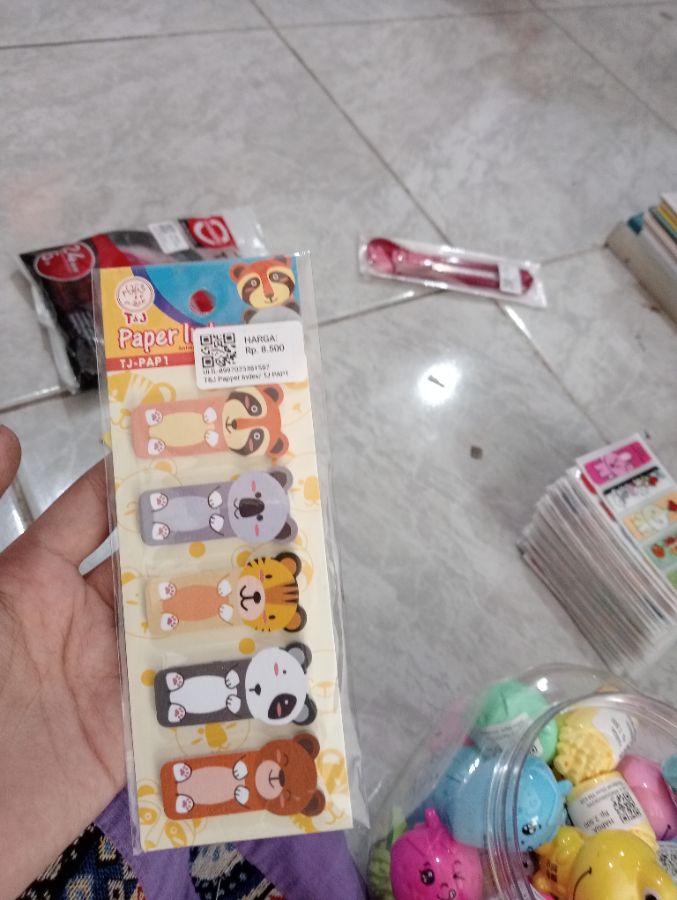 T&J - Pembatas Kertas 5 Motif Kartun - Mix - Ecer