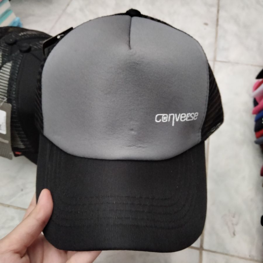 Topi Trucker Jala Converse 