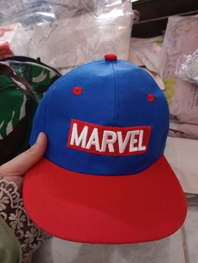 Topi Snapback Marvel Biru