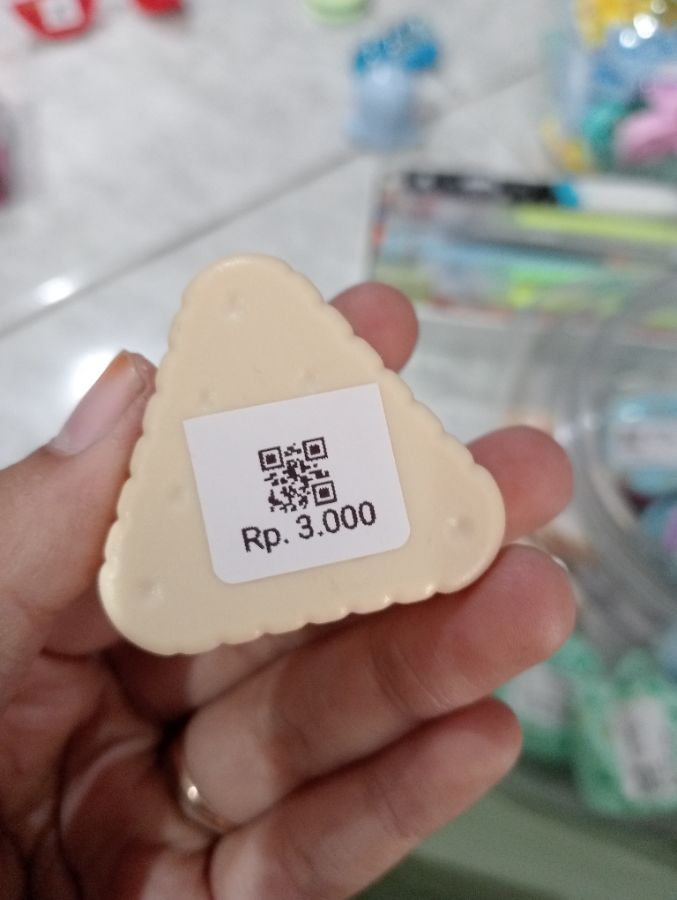 Rautan Pensil Roti Segitiga