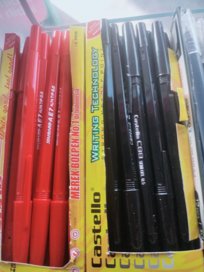 Pulpen Standard AE7