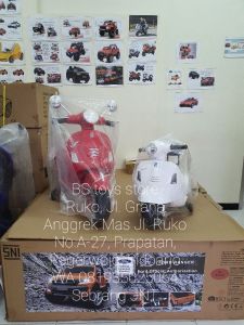 M 788 Putih Motor Mini Vespa Lisensi no Garansi