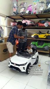 M 7588D Putih Mobil Toyota Fortuner Legender Lisensi Double Dinamo no Garansi