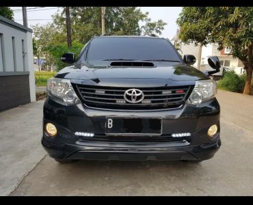 FORTUNER TRD diesel AT (Ganjil) DD