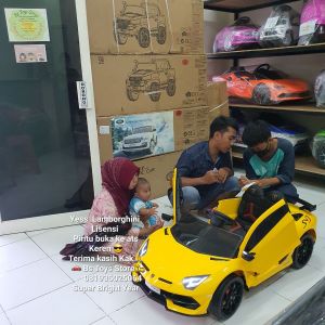 PK 8258 Kuning Lamborghini Aventador Lisensi