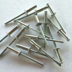 Paku Rivet