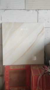 Moris Beige