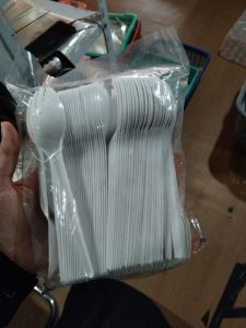 Senpu / SPORK PUTIH (100pc)