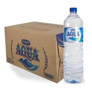 Minuman Aqua Botol 1,5 Liter