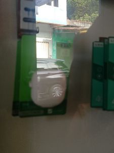 Tempat earphone