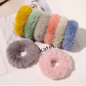 Ikat Rambut BULU