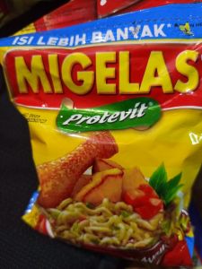 Mie Gelas Kari Ayam 1 pce