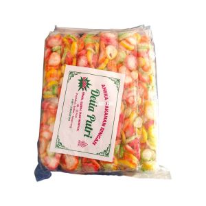 Delia Putri Kerupuk Bawang warna