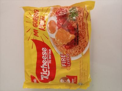 Richeese Mie Goreng Keju