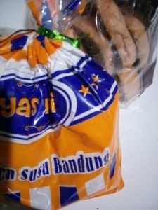 Bagelan Susu Bandung Ori / Cokelat / Pandan / Strawberry
