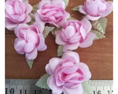 Bunga mawar daun 3cm tanpa tangkai 