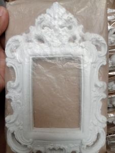 Resin kotak mahkota (square crown) cat biasa