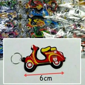 Gantungan kunci Vespa 