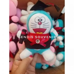 Boneka Wisuda Doraemon 