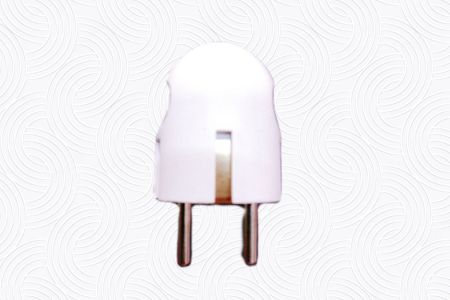 Broco- Two Pole Plug With Earth (13310)
