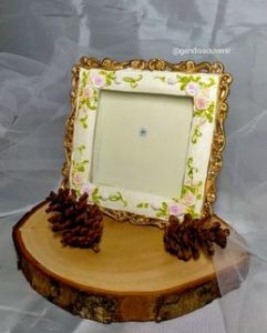 Frame foto mawar landscape 10 x 10 cm aestetik bahan resin 