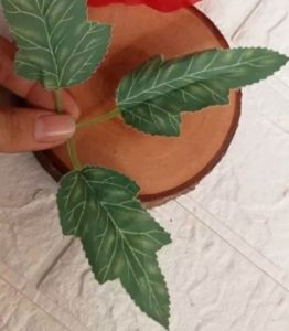 Daun artificial D4
