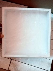 Frame 20X20 (Putih)