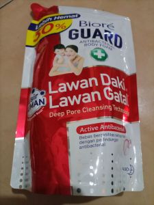 Kao Biore Body Foam Guard Antibacterial 800ml