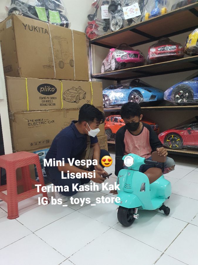 M 788 Hijau Motor Mini Vespa Lisensi no Garansi