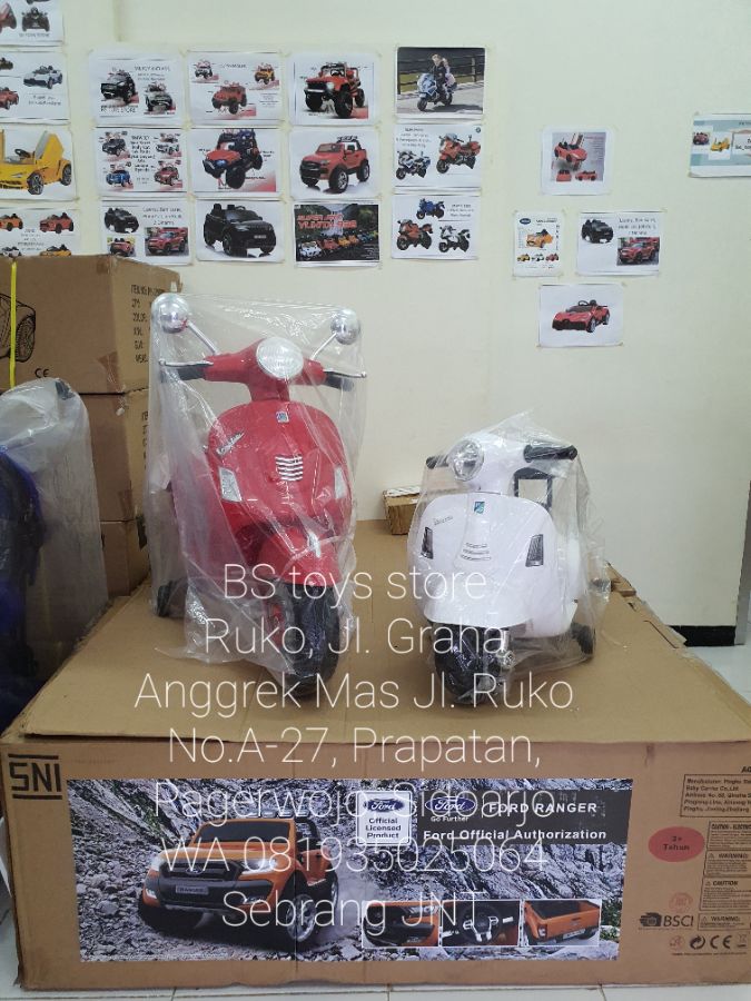 M 788 Putih Motor Mini Vespa Lisensi no Garansi