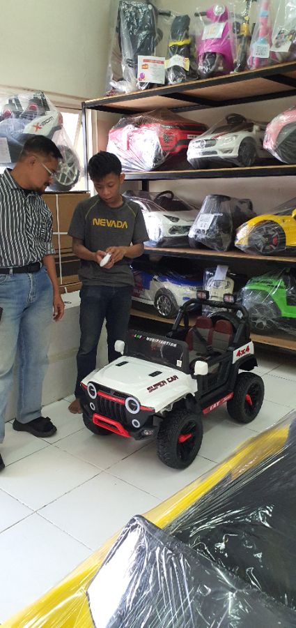 YKT 300 Putih Ban Karet