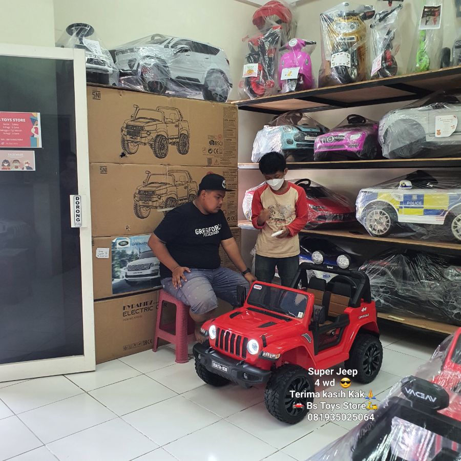 YKT 938 Merah Super Jeep 4 WD