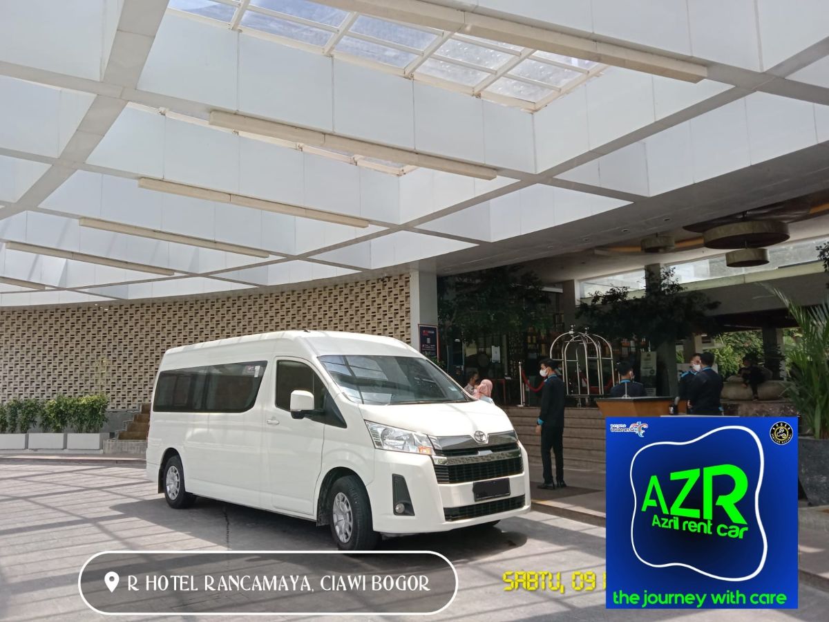 Hiace Premio / commuter 14 seat