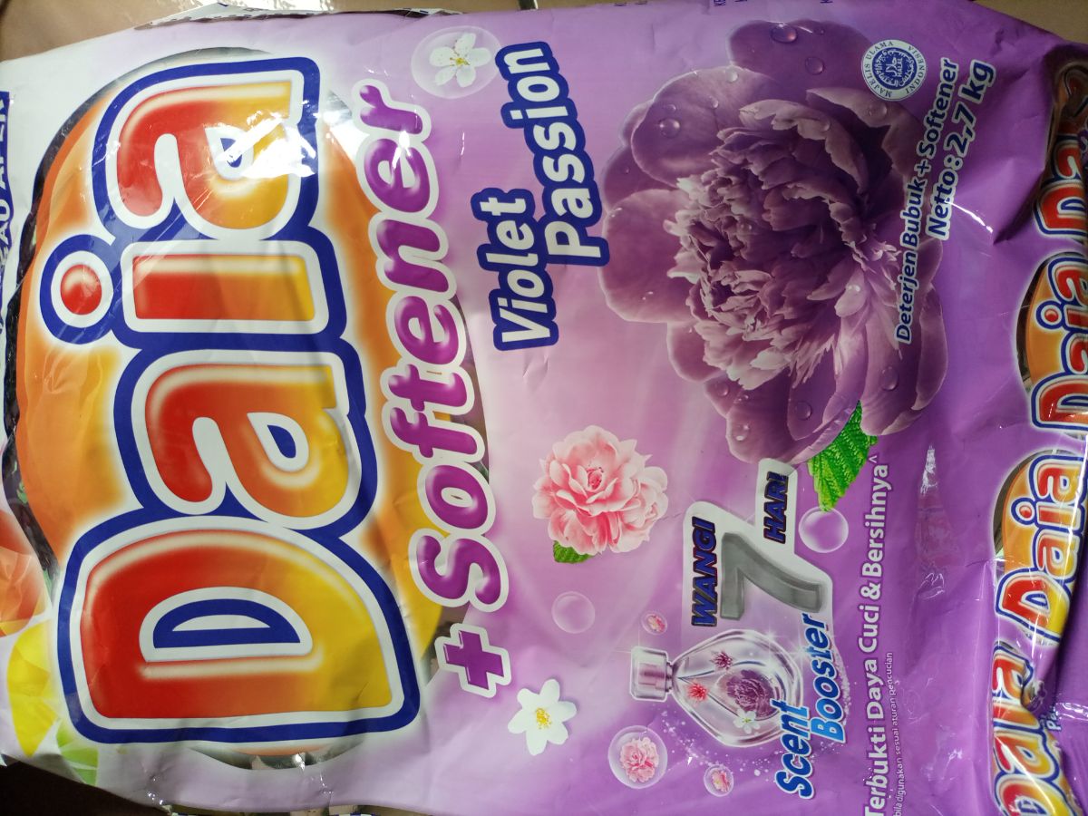 Daia Detergent + Softener Violet Passion 2,7 kg