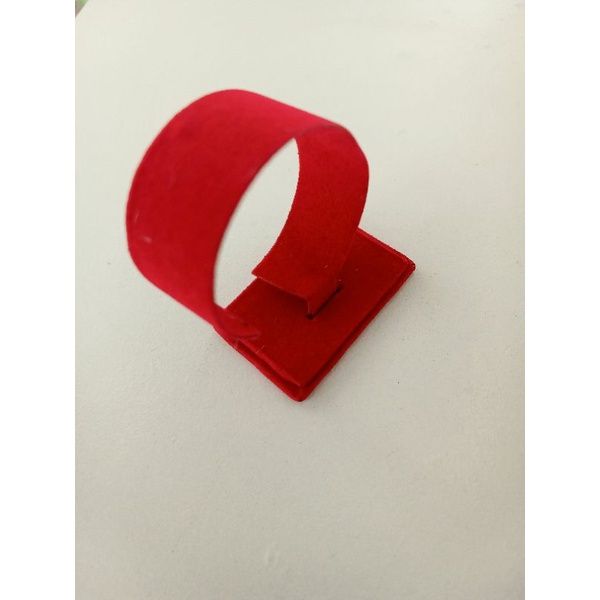 Tempat cincin gelang satuan - display perhiasan
