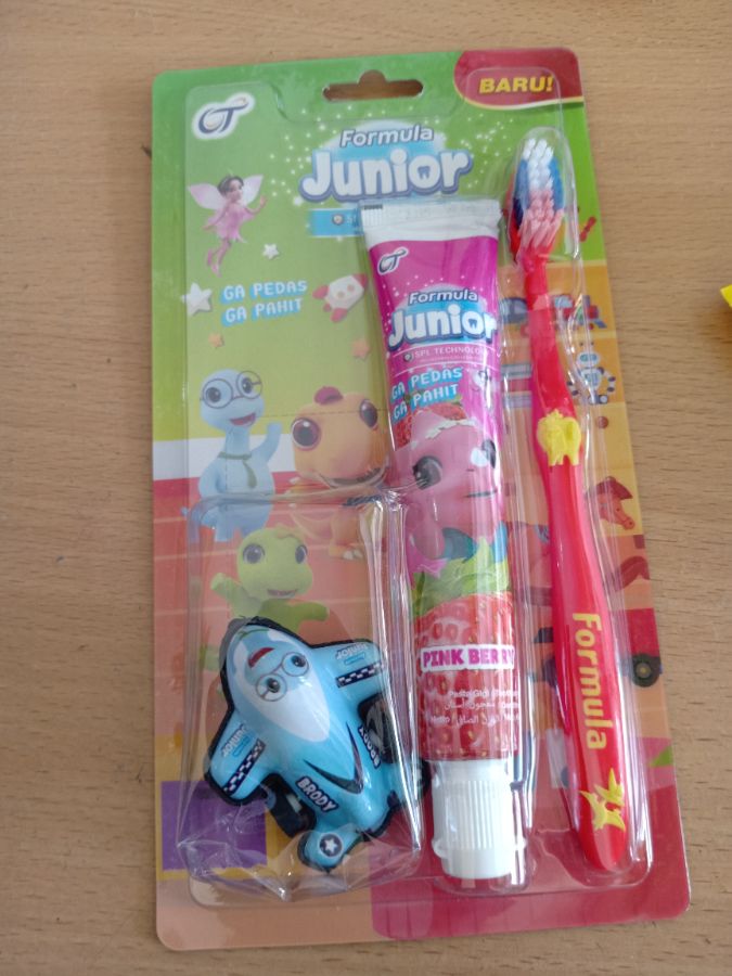 Junior 