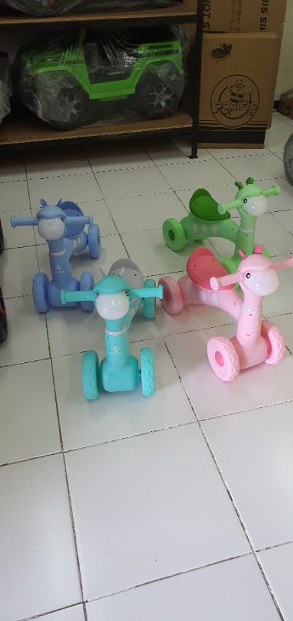 ET 2003 Pink Balance Bike Exotic
