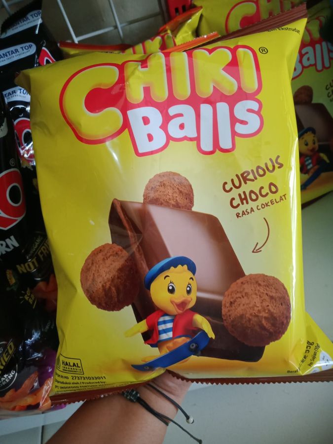 Chiki ball coklat