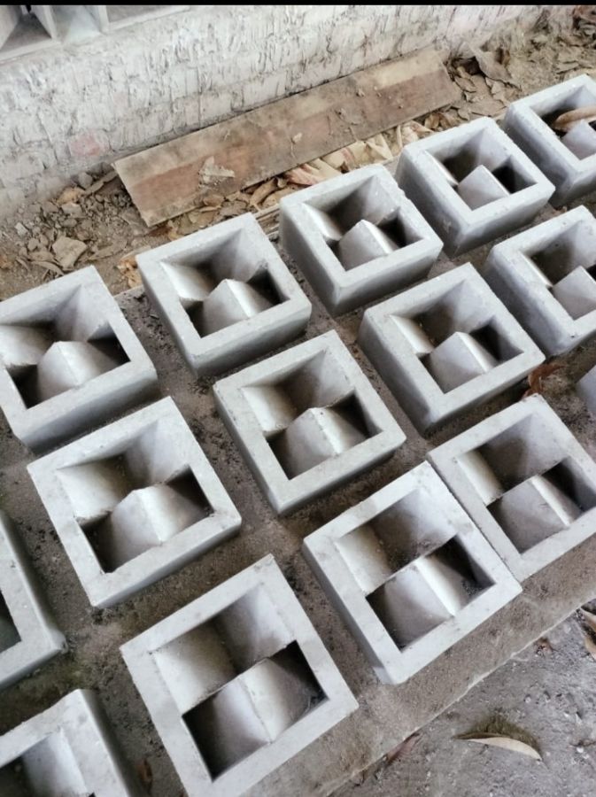 Roster Beton Minimalis R2. 08