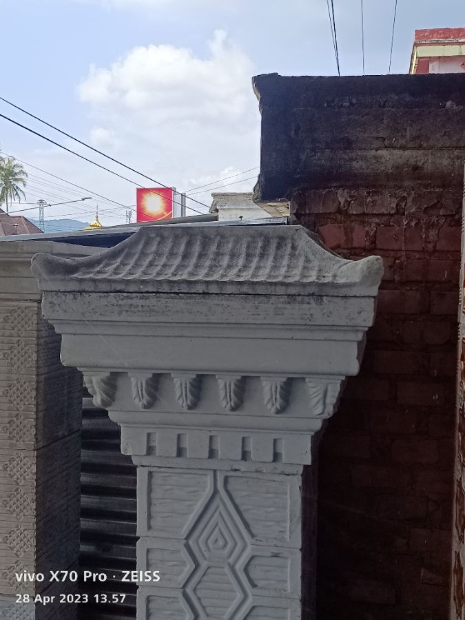 TUTUP PAGAR GENTENGAN TINGKAT