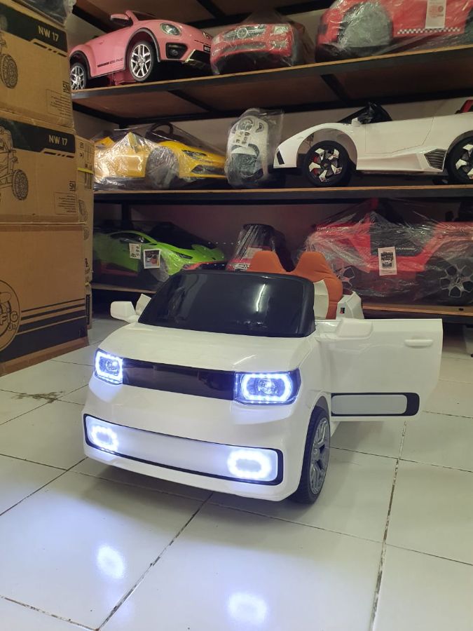 YKT 07 Putih Mobil Aki EV Ban Karet  Double dinamo