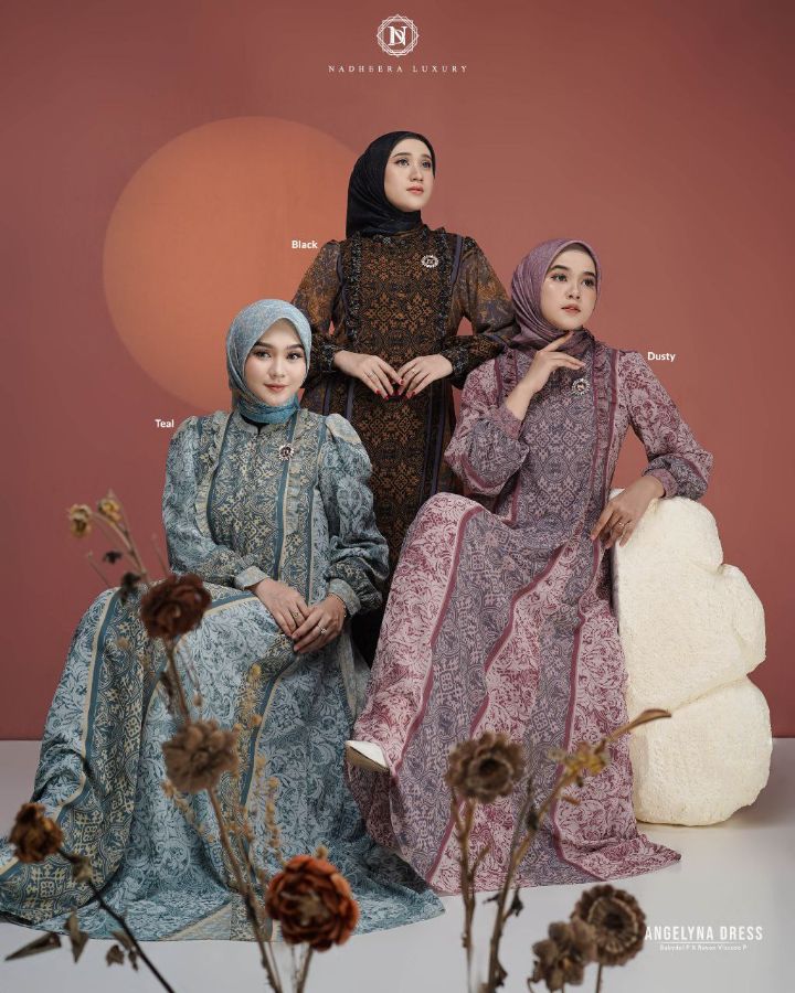ANGELYNA DRESS