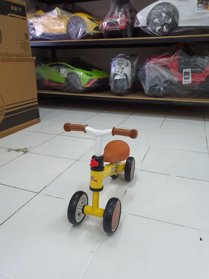 TM 12 Balance Bike / Push Bike Ban Eva
