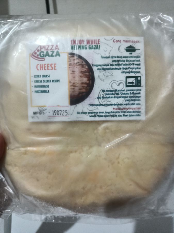 Pizza frozen cheese 