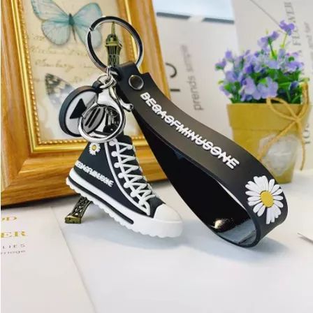 Gantungan Kunci SEPATU