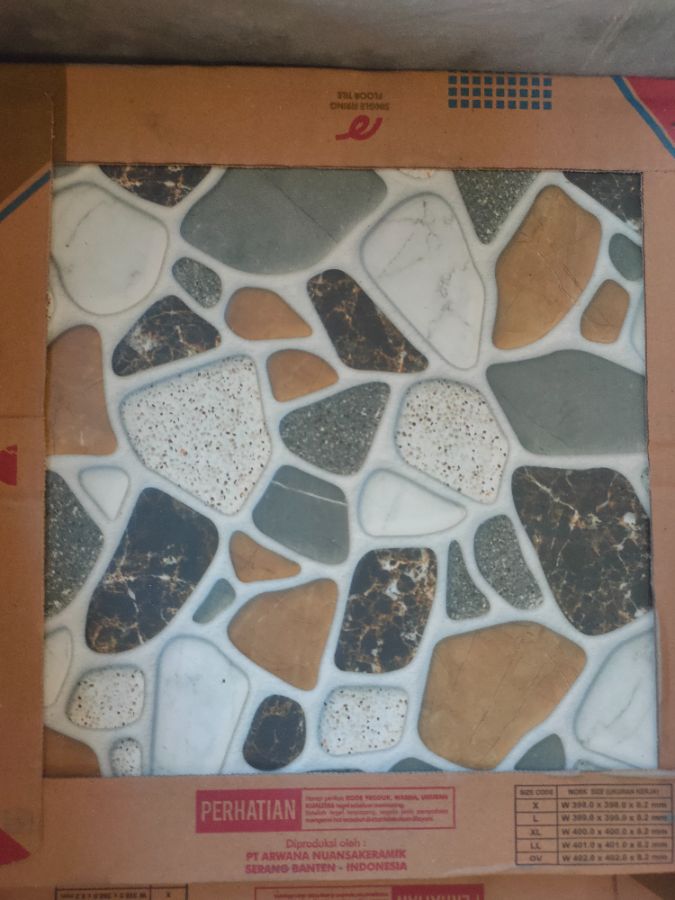 KRAMIK ARWANA 40X40 COASTAL GREY RUSTIC EXP
