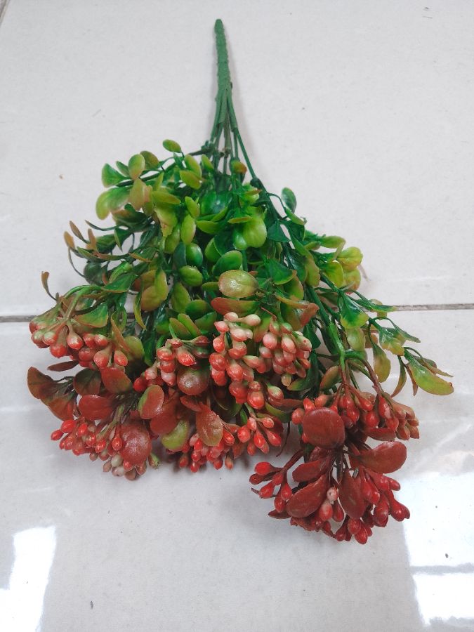 Buket putik berry daun eucalyptus 