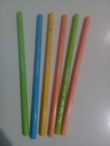 Pensil 2B enovation deli